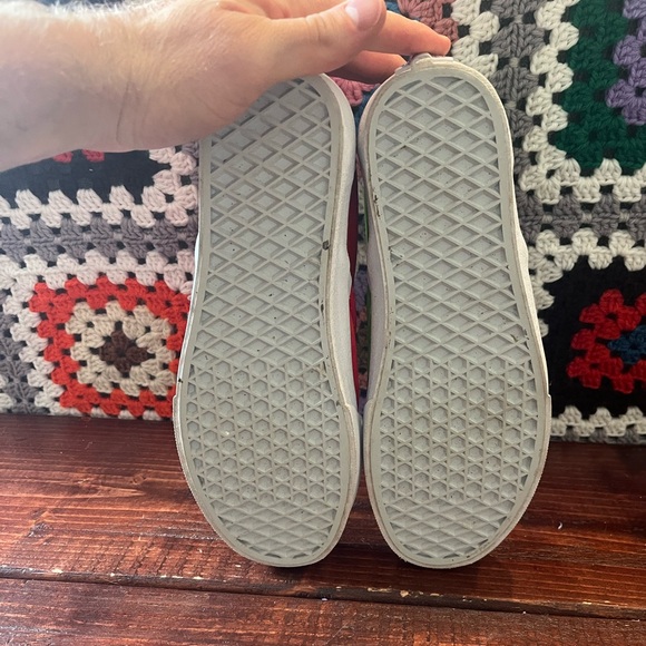 Vans Custom Hand Painted Disney Lion King Slip On Shoes True White Size 7.5 9 - Picture 6 of 8